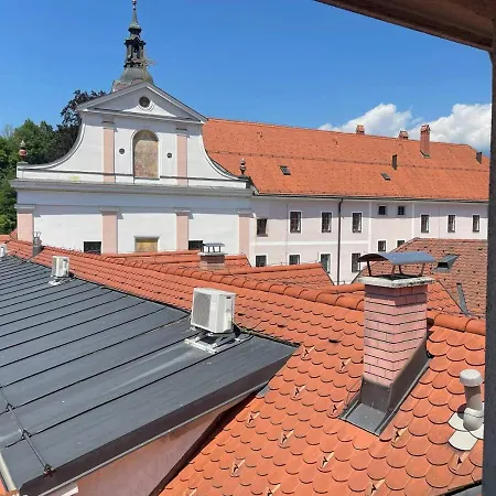 Duplex Main Square Apartment Kamnik
